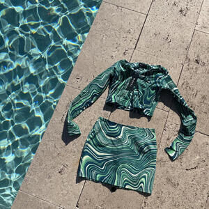 Motel Green Retro Swirl 60's Print Crop Top & Skirt Set NWT